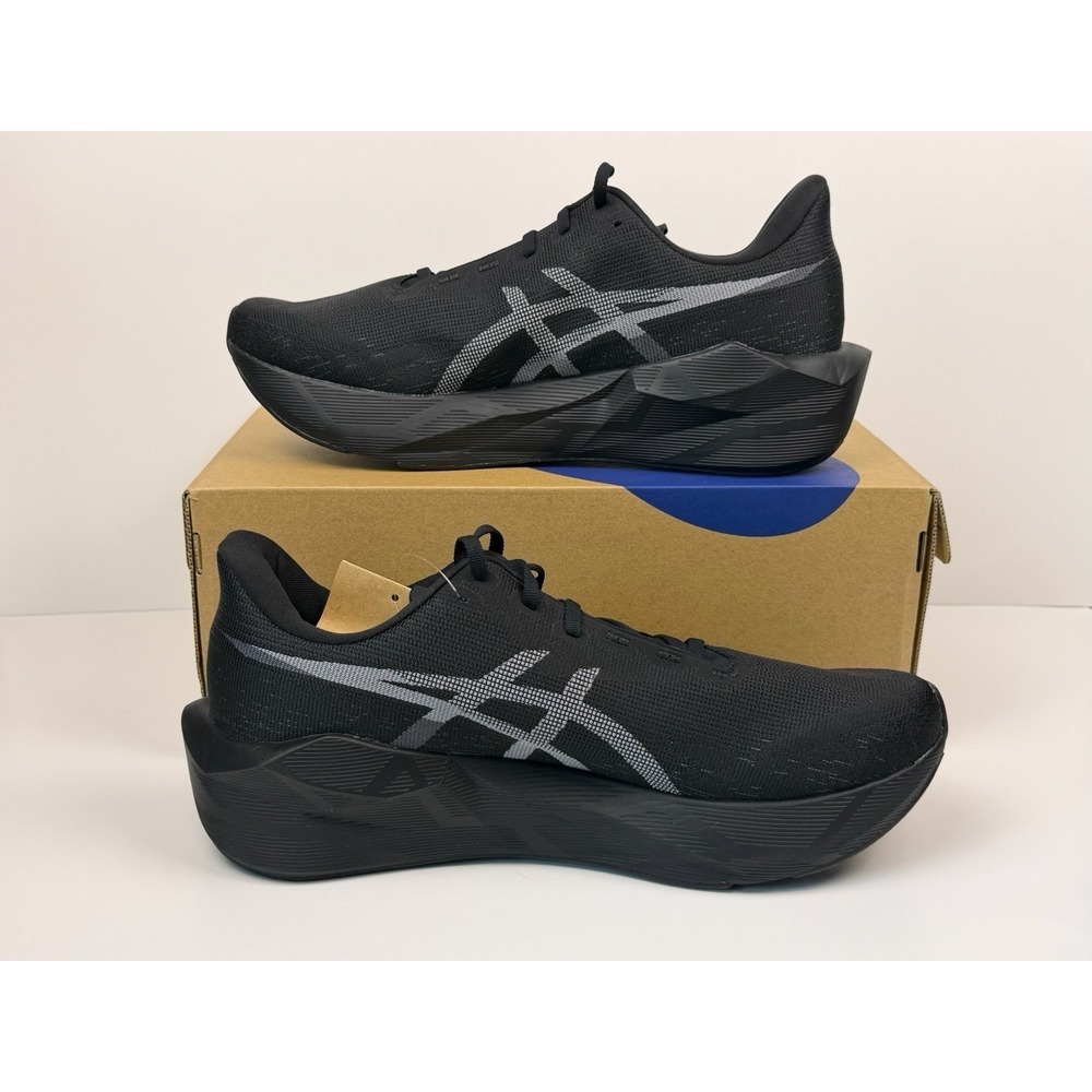 ASICS Novablast 6 Running Shoes Men's Size 9.5 Black/Black 1011C243-002 - Picture 2 of 6